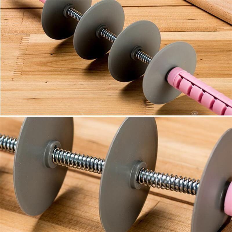 Adjustable Roller Blade Pastry Cutter