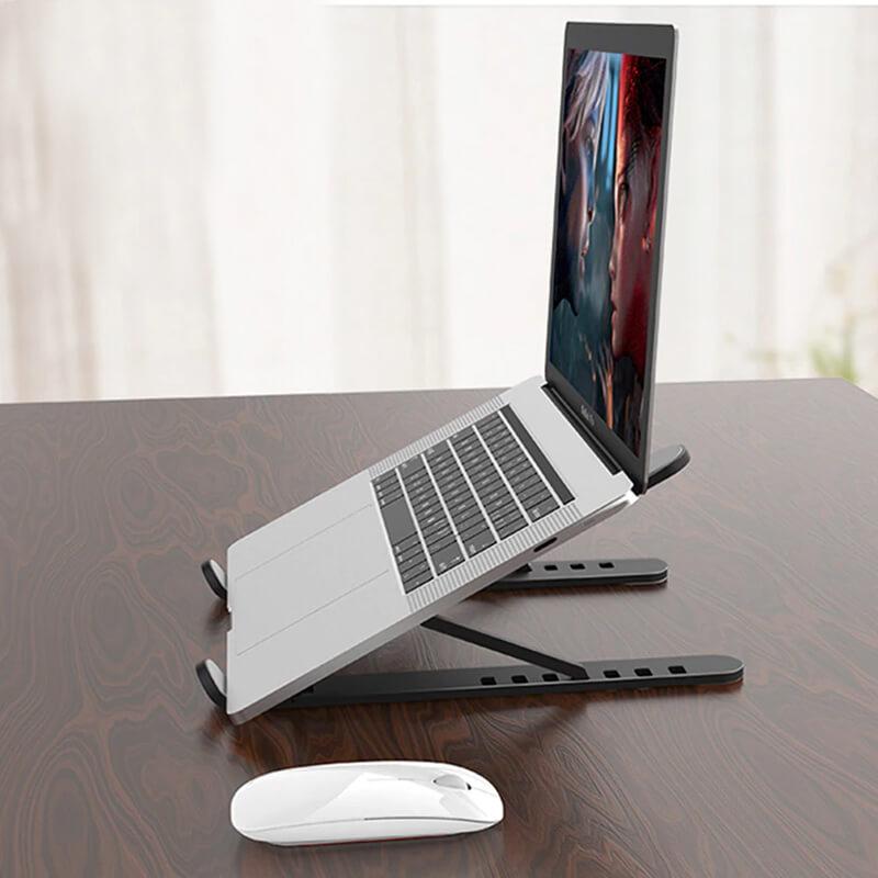 Adjustable laptop stand