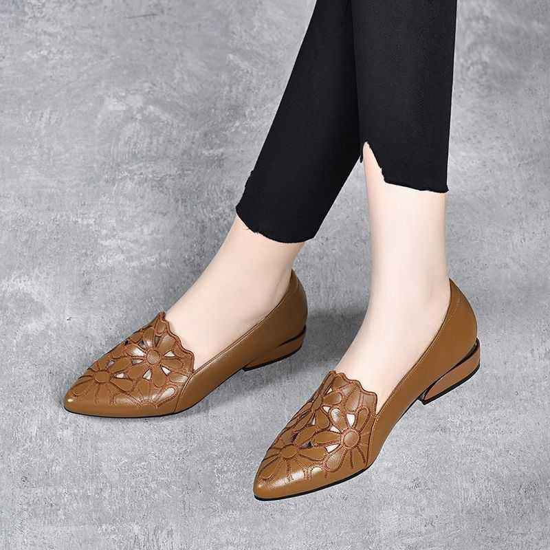Women's Pointed Toe Hollow Breathable Comfortable Leather Shoes