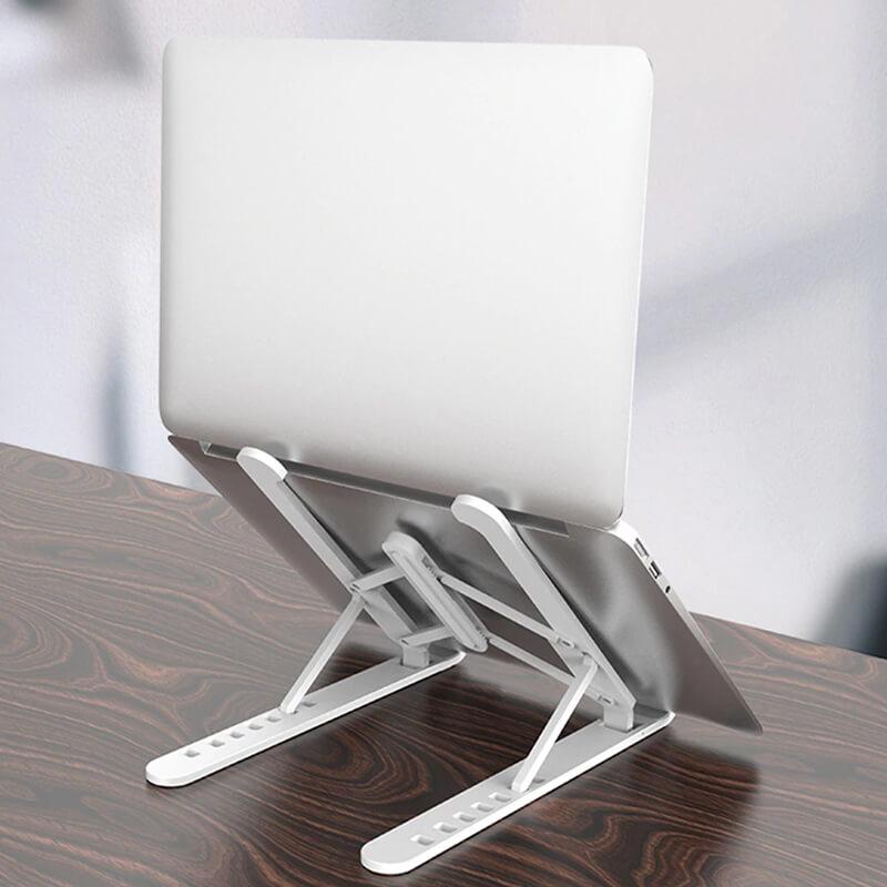Adjustable laptop stand
