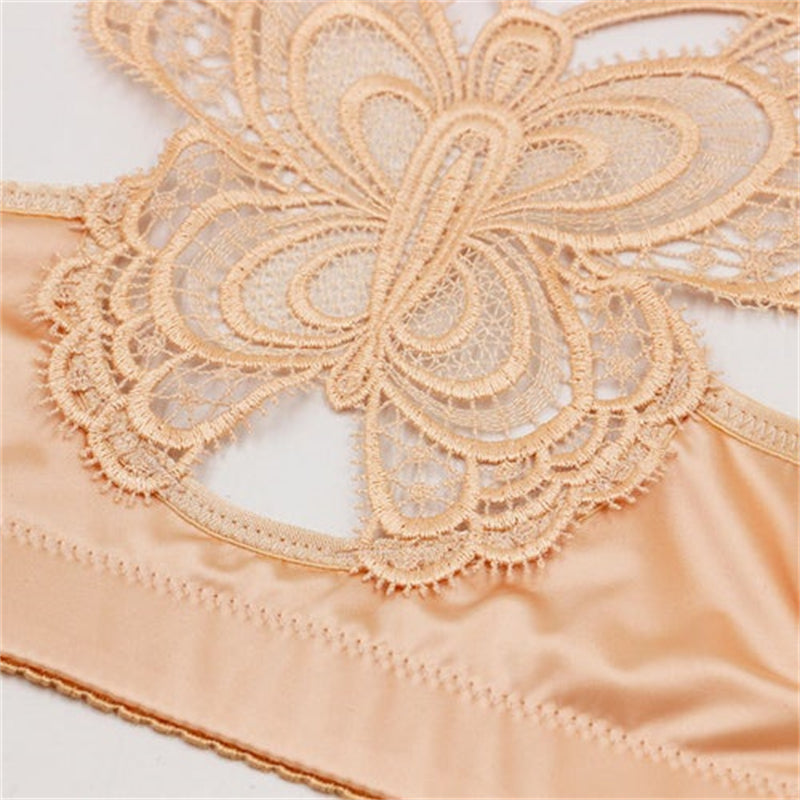 Butterfly non-wired bra