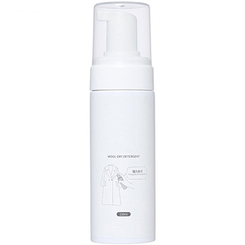 Special dry cleaning agent for woolen coat