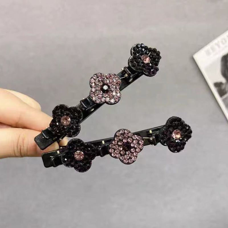 Hair clip with three flowers