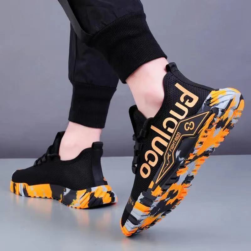 Light and breathable sports shoes