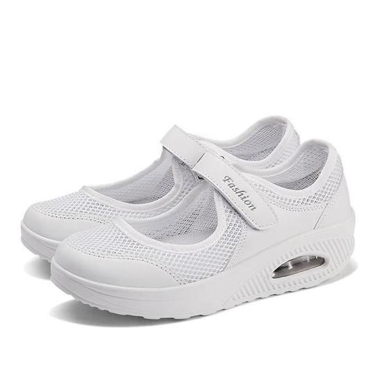 Women's stretchable breathable lightweight walking shoes