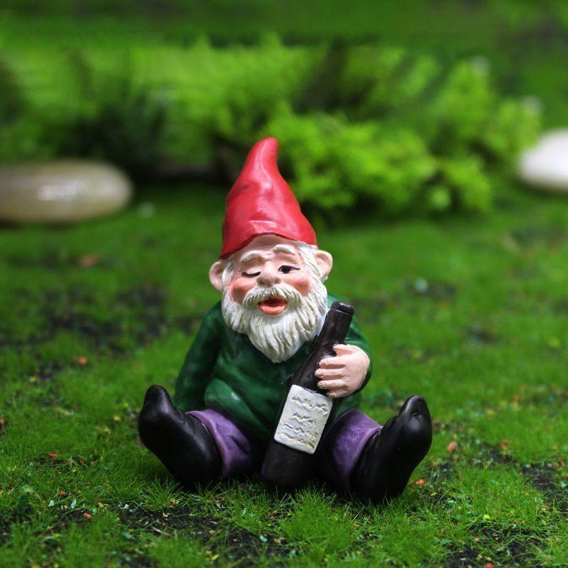 Garden dwarf ornaments