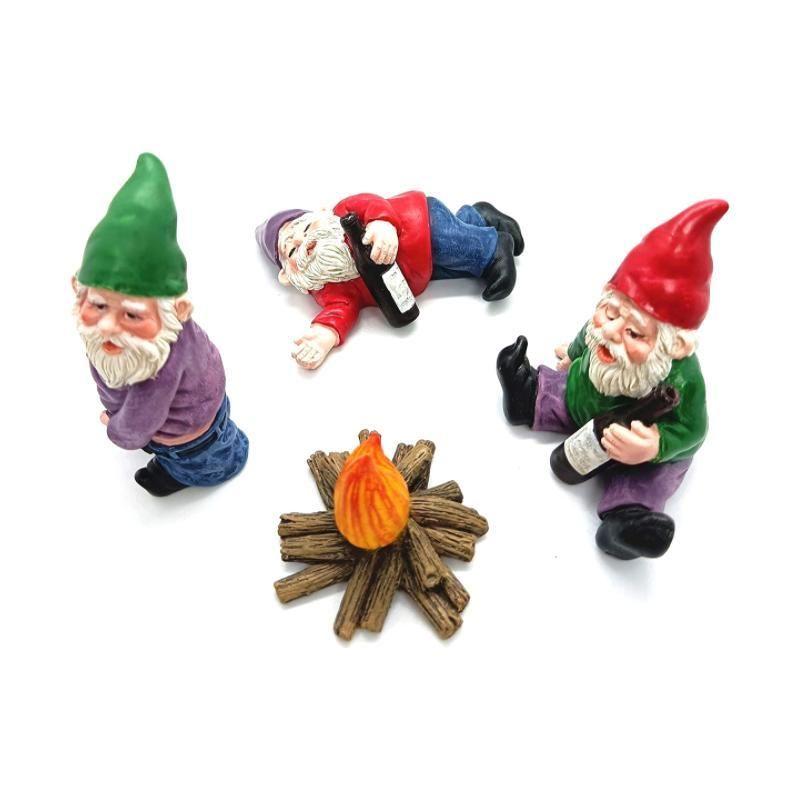 Garden dwarf ornaments