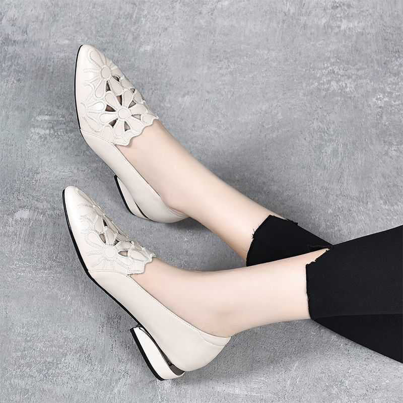 Women's Pointed Toe Hollow Breathable Comfortable Leather Shoes