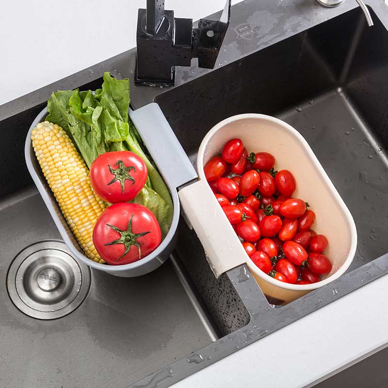 Hangable sink draining basket