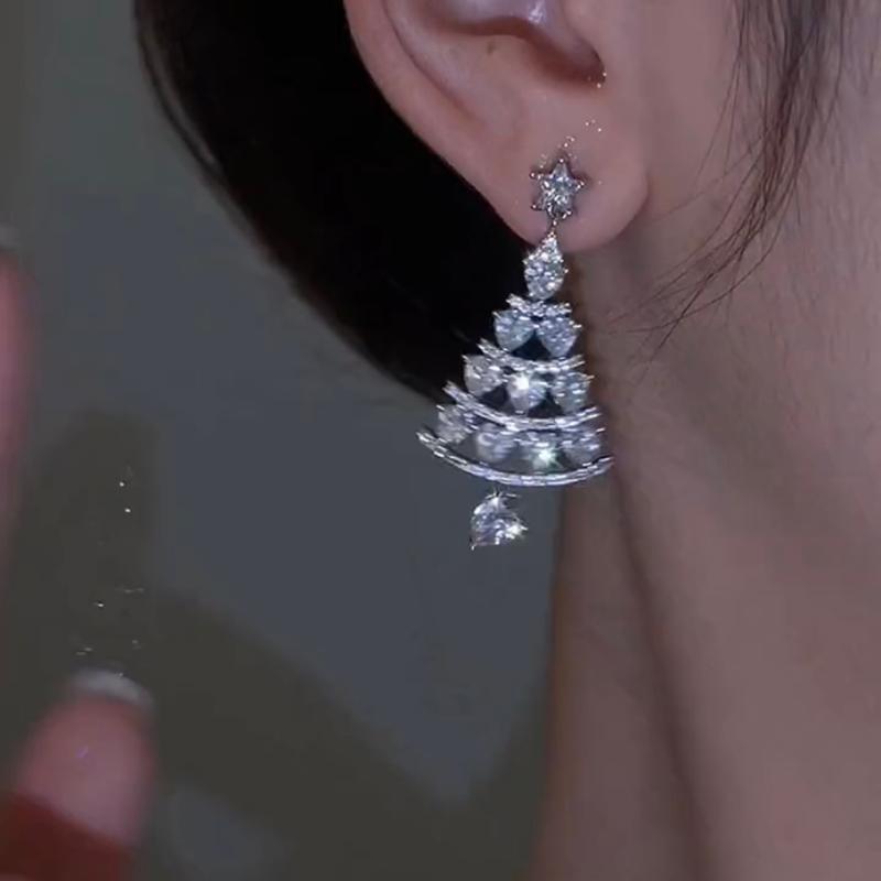 Christmas tree earrings