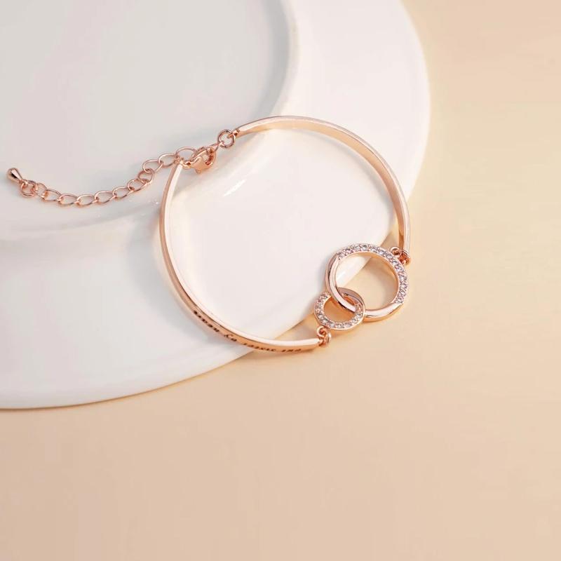 Simple inspirational friendship bracelet