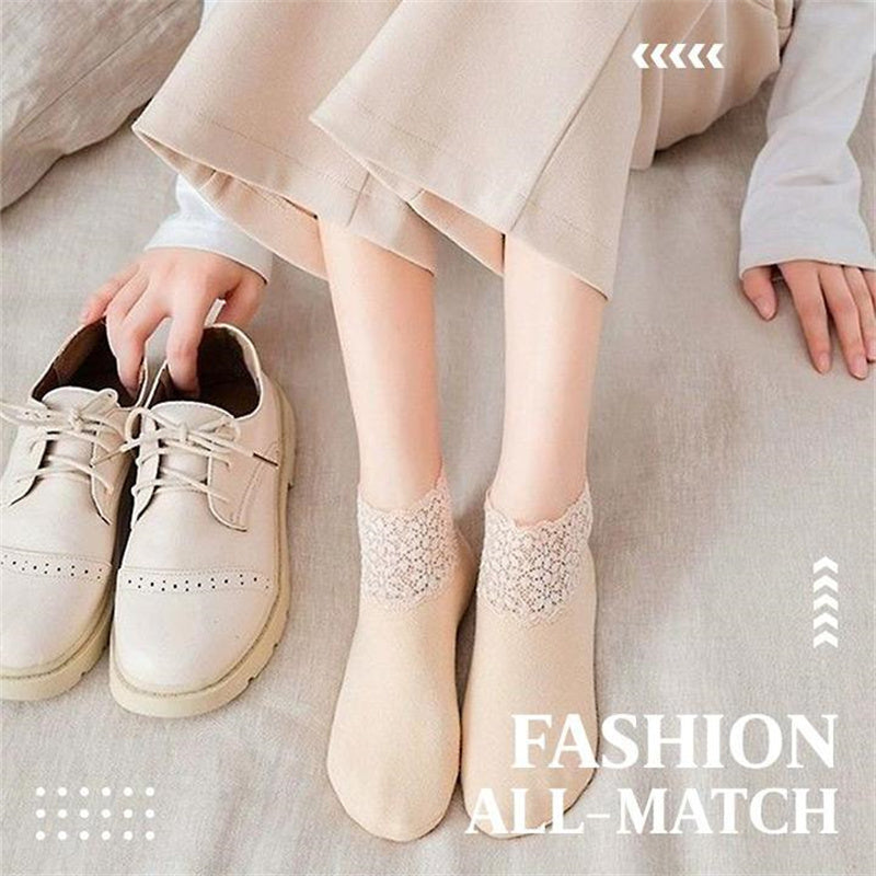 FASHIONABLE LACE THERMAL SOCKS