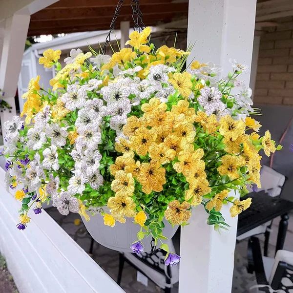 Artificial flowers for outdoors